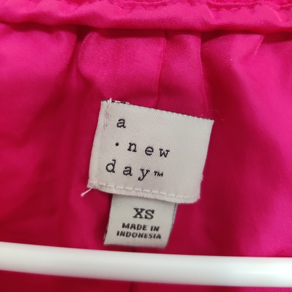 A beautiful pink skirt from the brand a new day. No damages and looks very prett - Picture 4 of 4